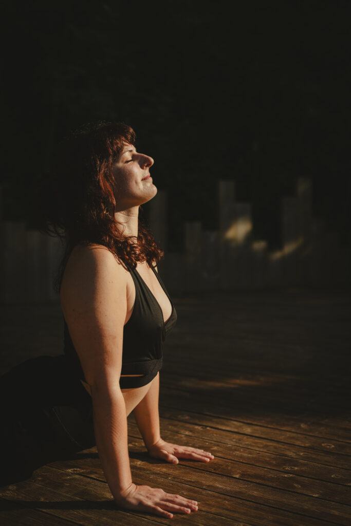 Roxanne Yoga054 683x1024